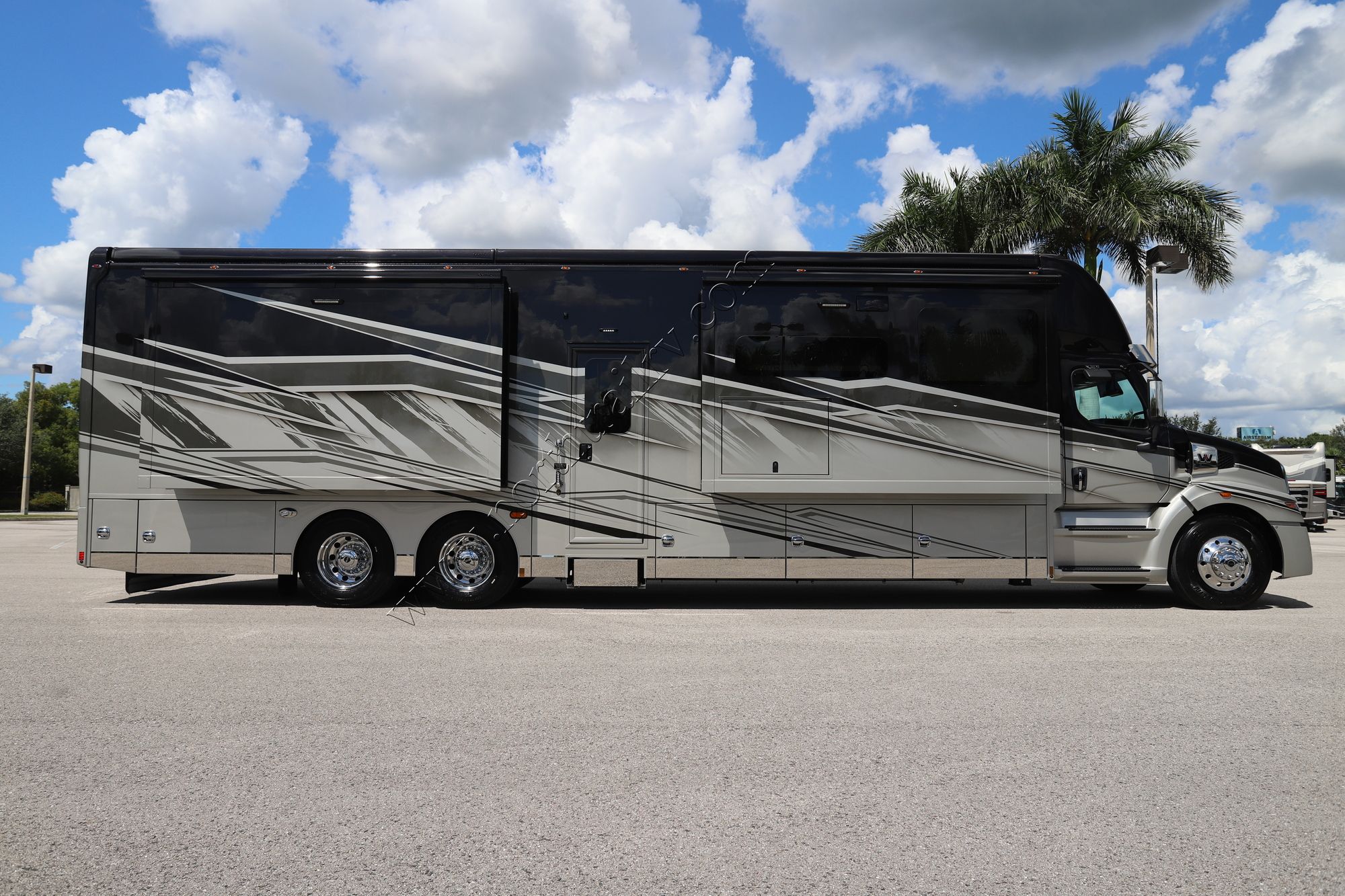 New 2026 Renegade Rv Xl 45QS Super C  For Sale