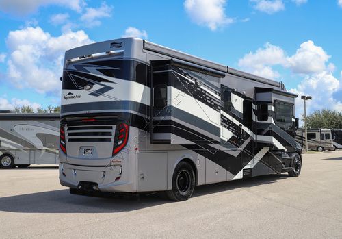 2026 Newmar Supreme Aire 3827