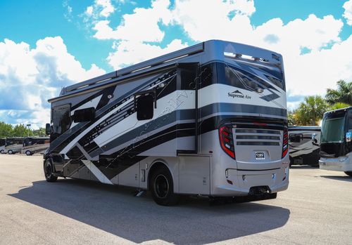 2026 Newmar Supreme Aire 3827