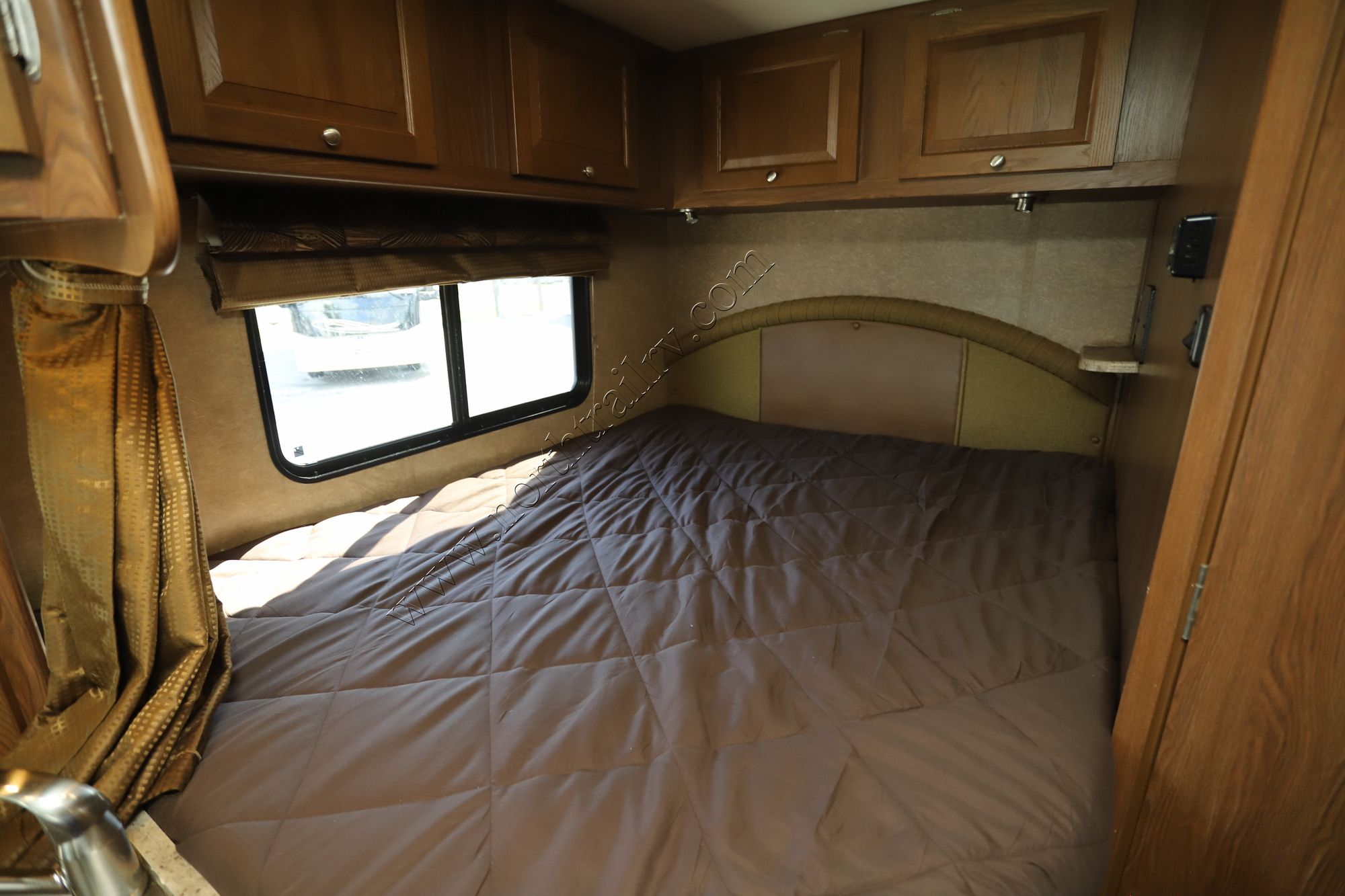 Used 2016 Coachmen Leprechaun 231CB Class C  For Sale