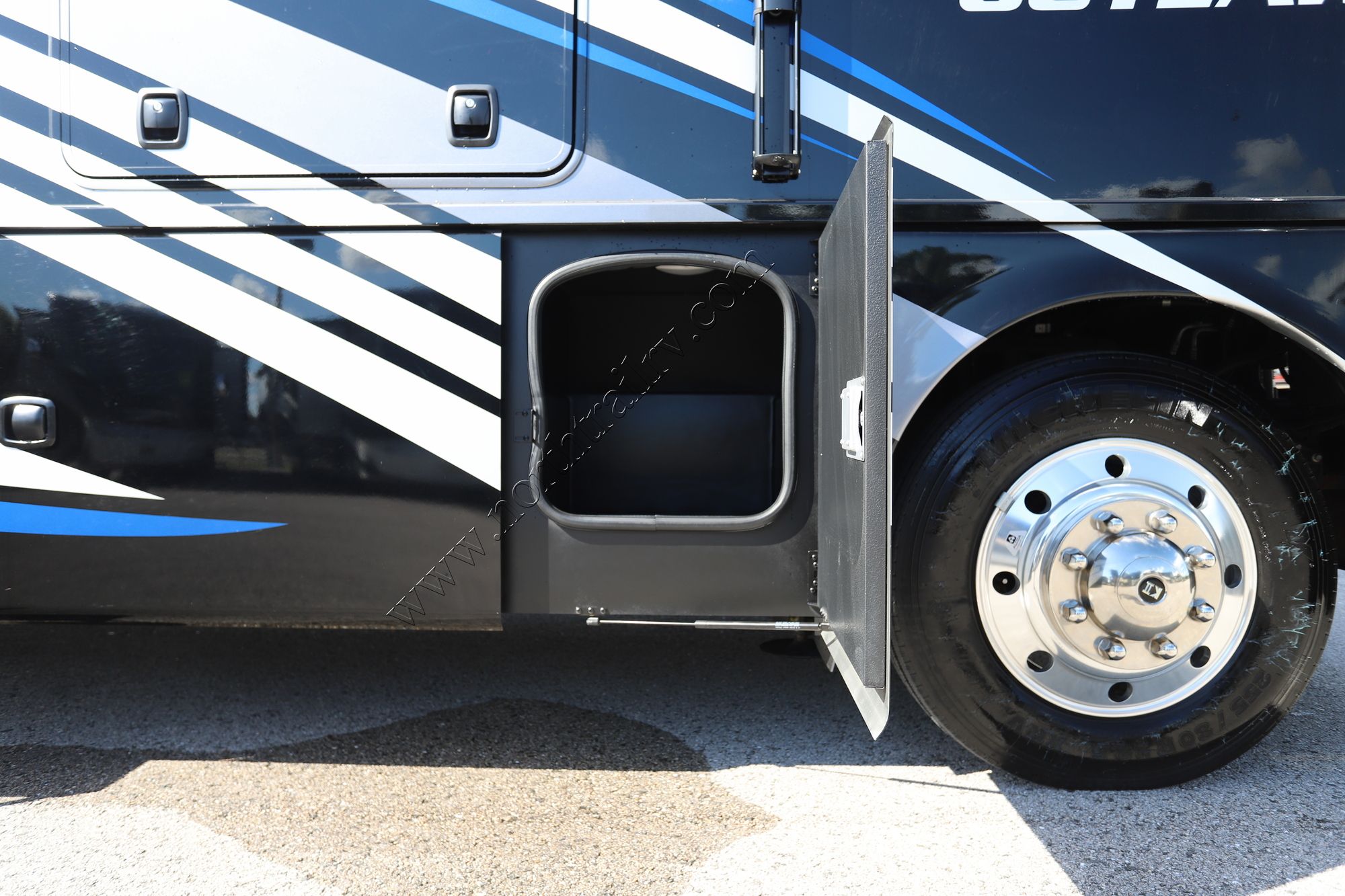 Used 2024 Thor Outlaw 38KB Class A  For Sale