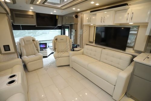 2026 Newmar Essex 4595 Class A