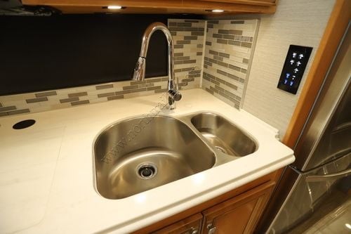 2021 Tiffin Motor Homes Phaeton 37BH Class A