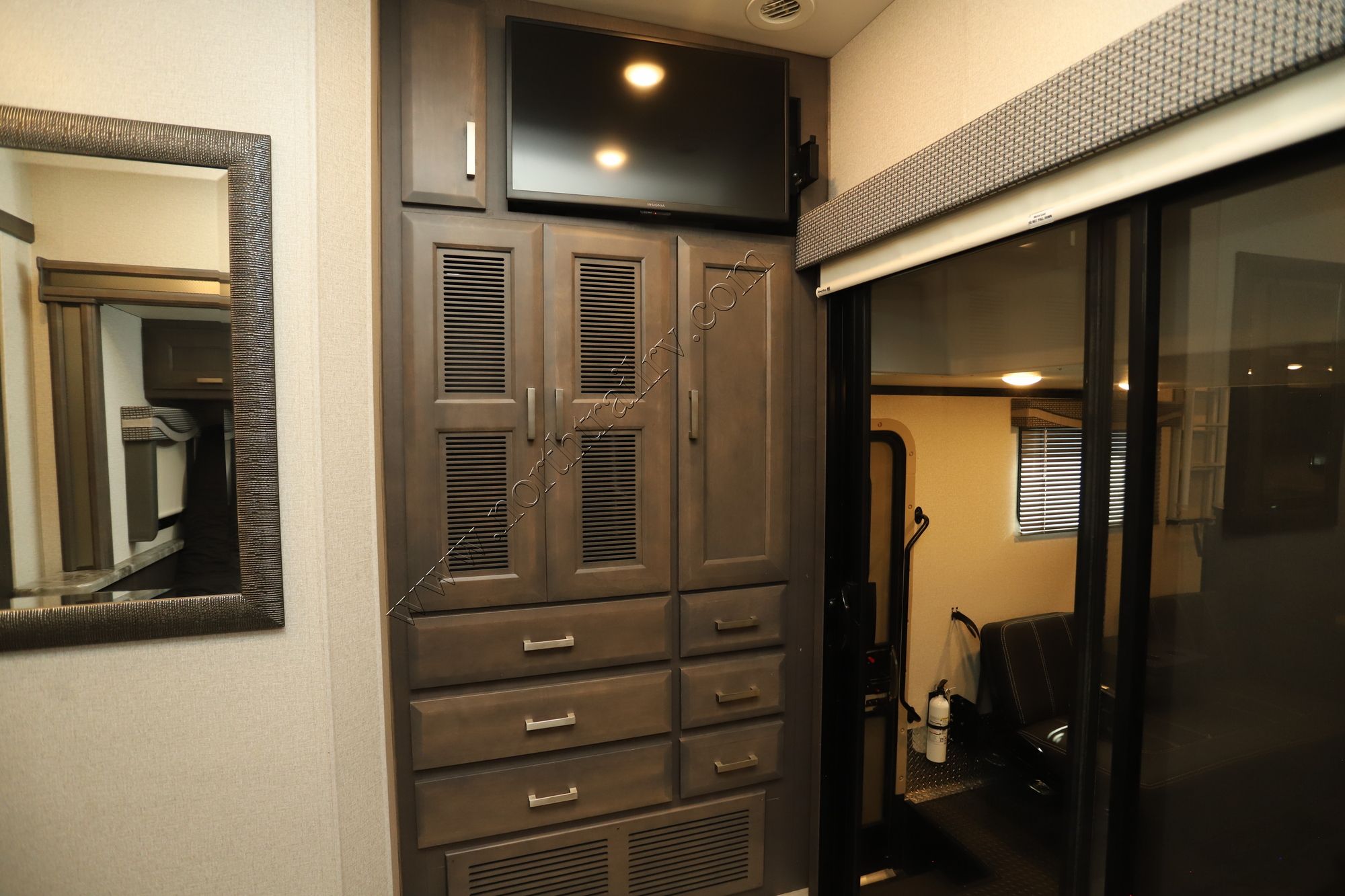 Used 2024 Thor Outlaw 38KB Class A  For Sale