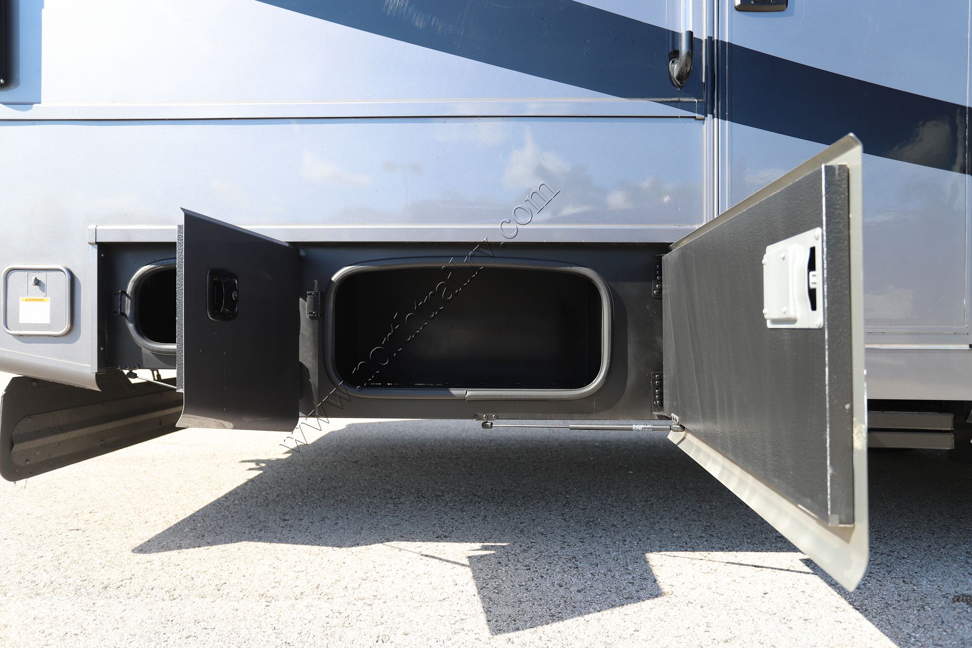 Used 2024 Thor Outlaw 38KB Class A  For Sale