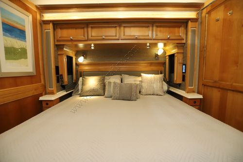 2021 Tiffin Motor Homes Phaeton 37BH Class A