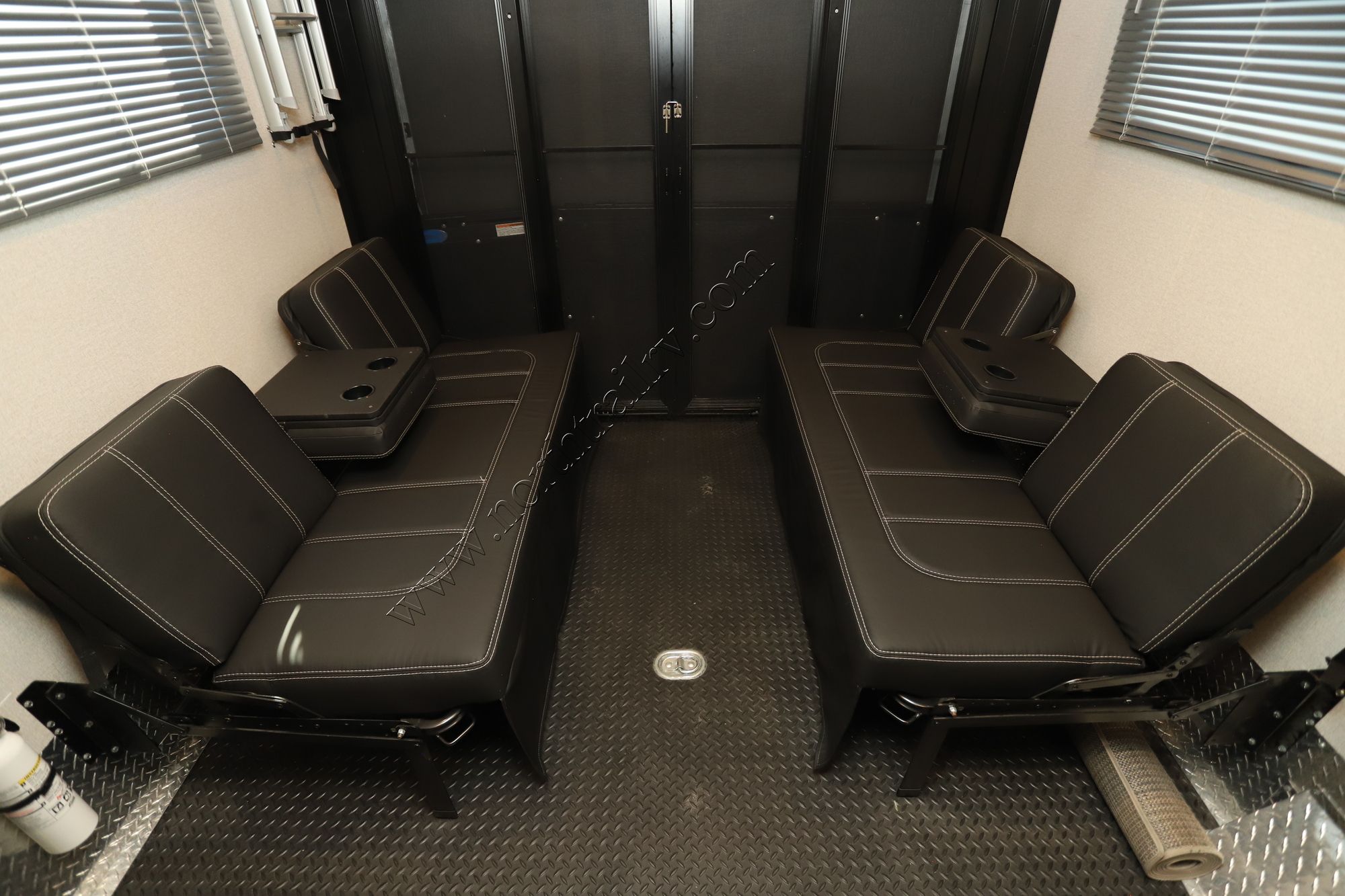 Used 2024 Thor Outlaw 38KB Class A  For Sale