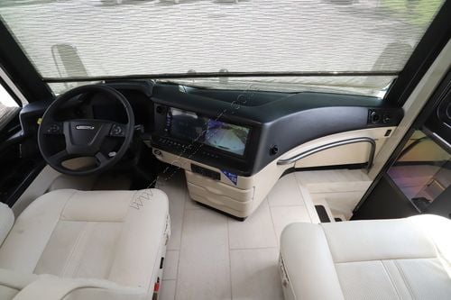 2026 Newmar Essex 4595 Class A