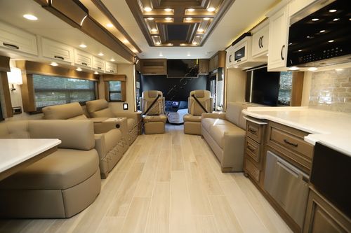 2026 Newmar Dutch Star 4369 Class A