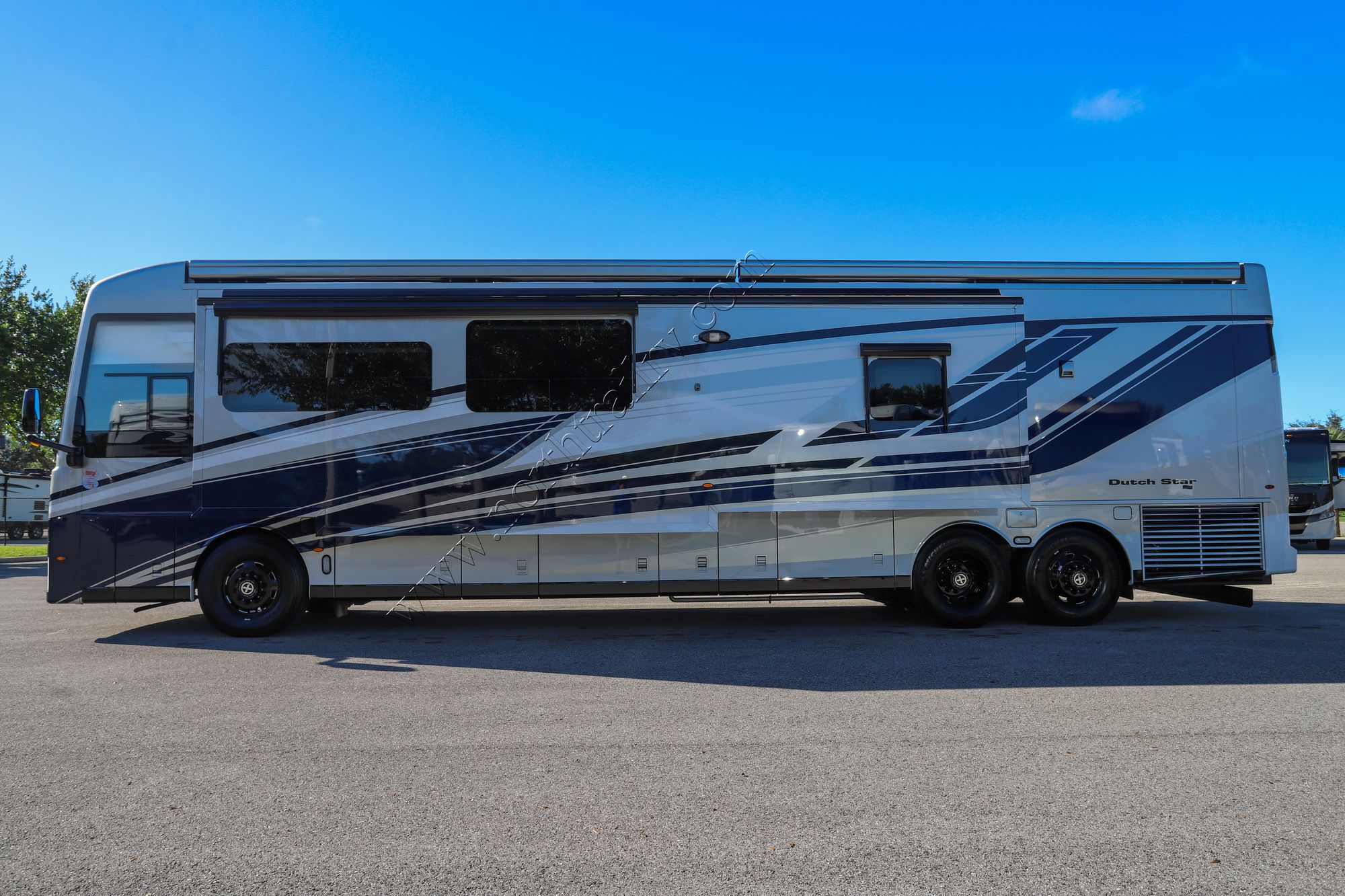New 2026 Newmar Dutch Star 4369 Class A  For Sale