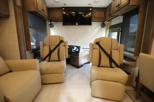 2026 Tiffin Motor Homes Phaeton 35CH