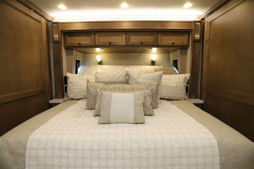 2026 Tiffin Motor Homes Phaeton 35CH