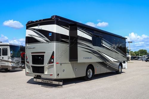 2026 Tiffin Motor Homes Phaeton 35CH