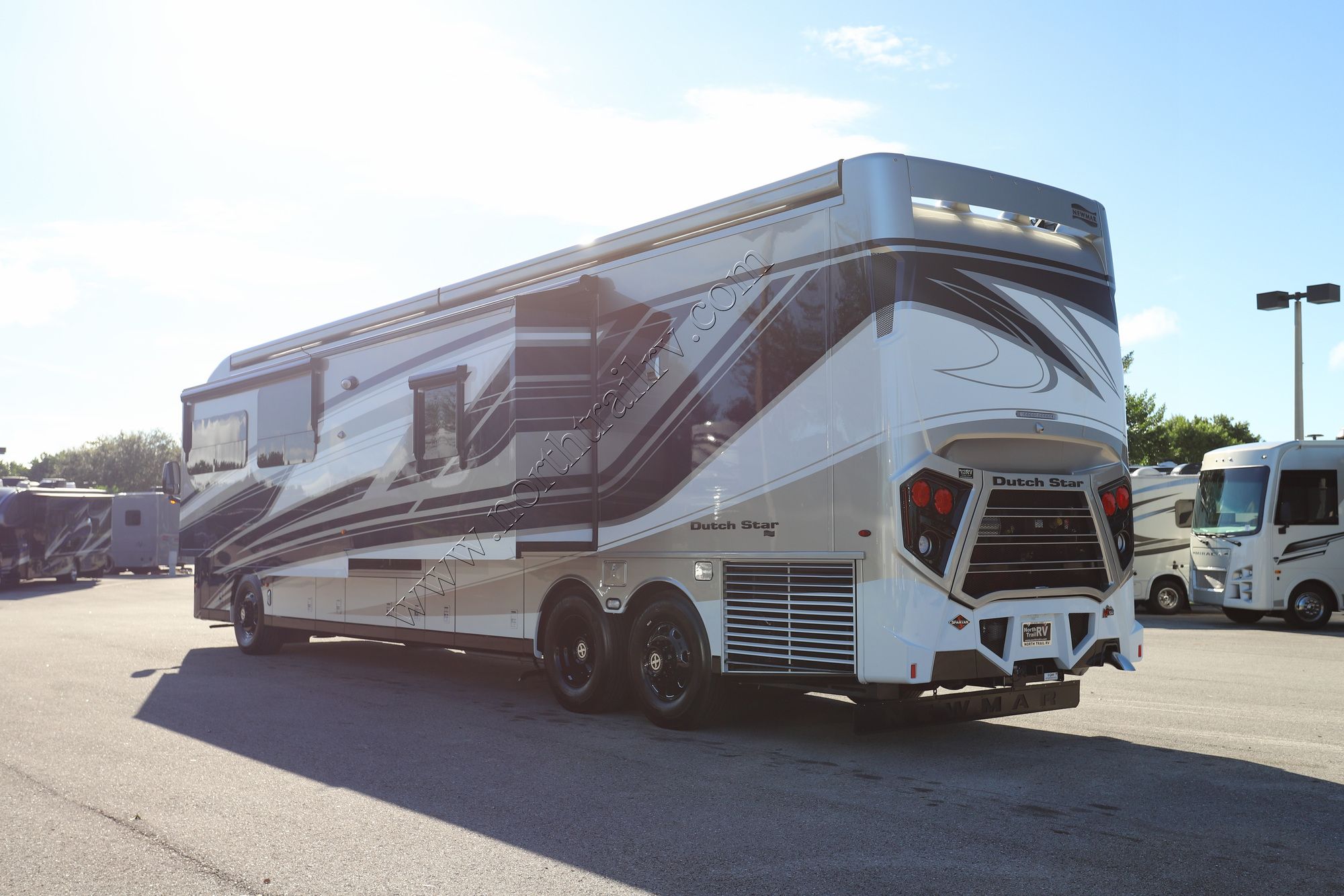 New 2026 Newmar Dutch Star 4369 Class A  For Sale