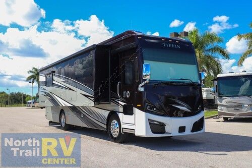 2026 Tiffin Motor Homes Phaeton 35CH