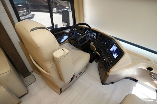 2026 Tiffin Motor Homes Phaeton 35CH