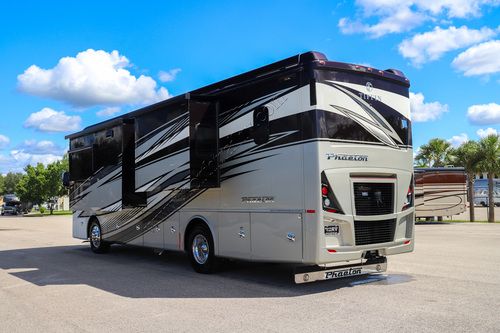 2026 Tiffin Motor Homes Phaeton 35CH