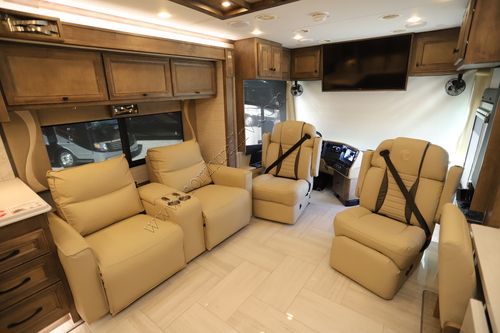 2026 Tiffin Motor Homes Phaeton 35CH