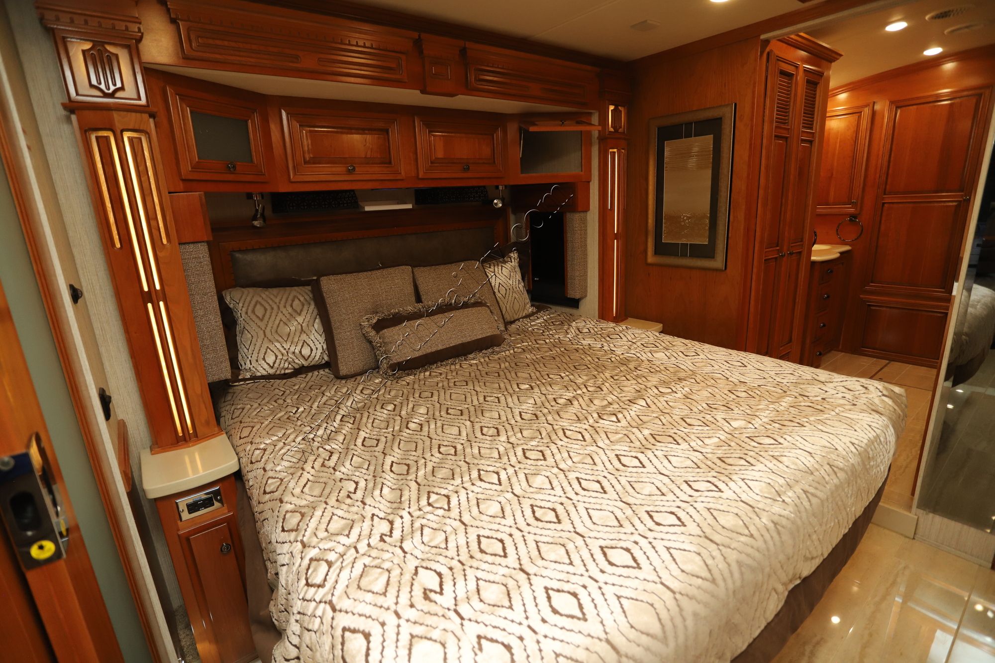 Used 2019 Newmar Dutch Star 4369 Class A  For Sale