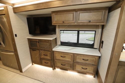 2026 Tiffin Motor Homes Phaeton 35CH