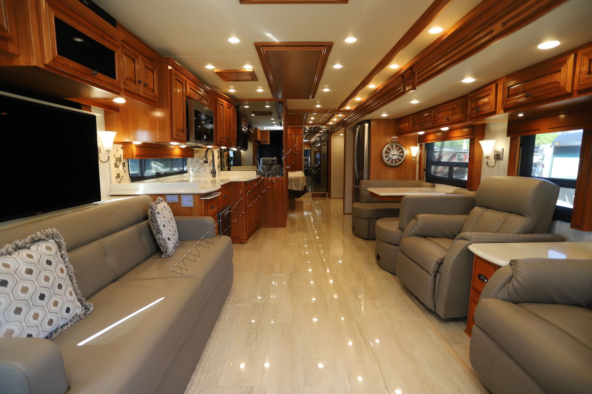 Used 2019 Newmar Dutch Star 4369 Class A  For Sale