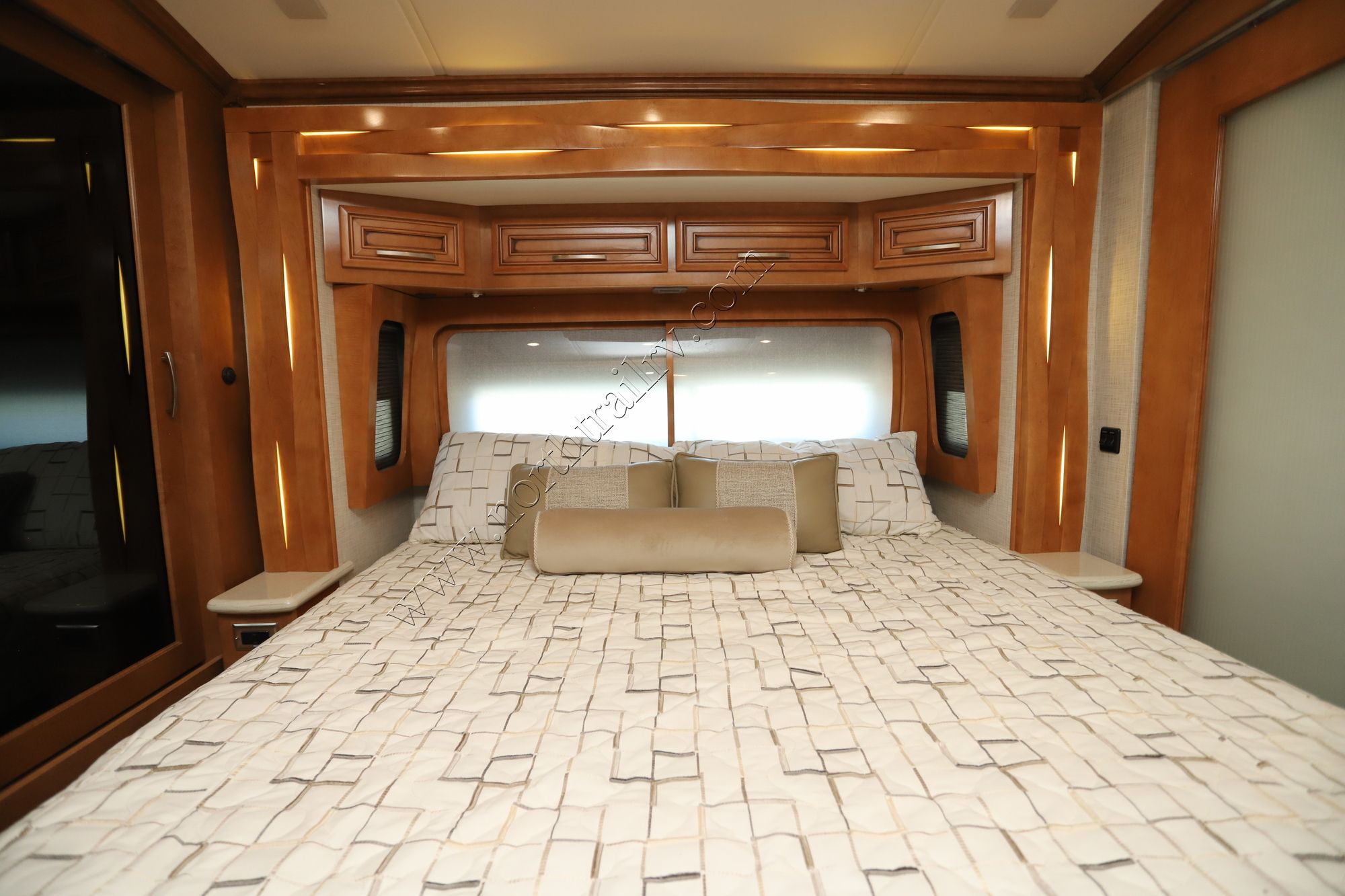 Used 2021 Newmar New Aire 3545 Class A  For Sale