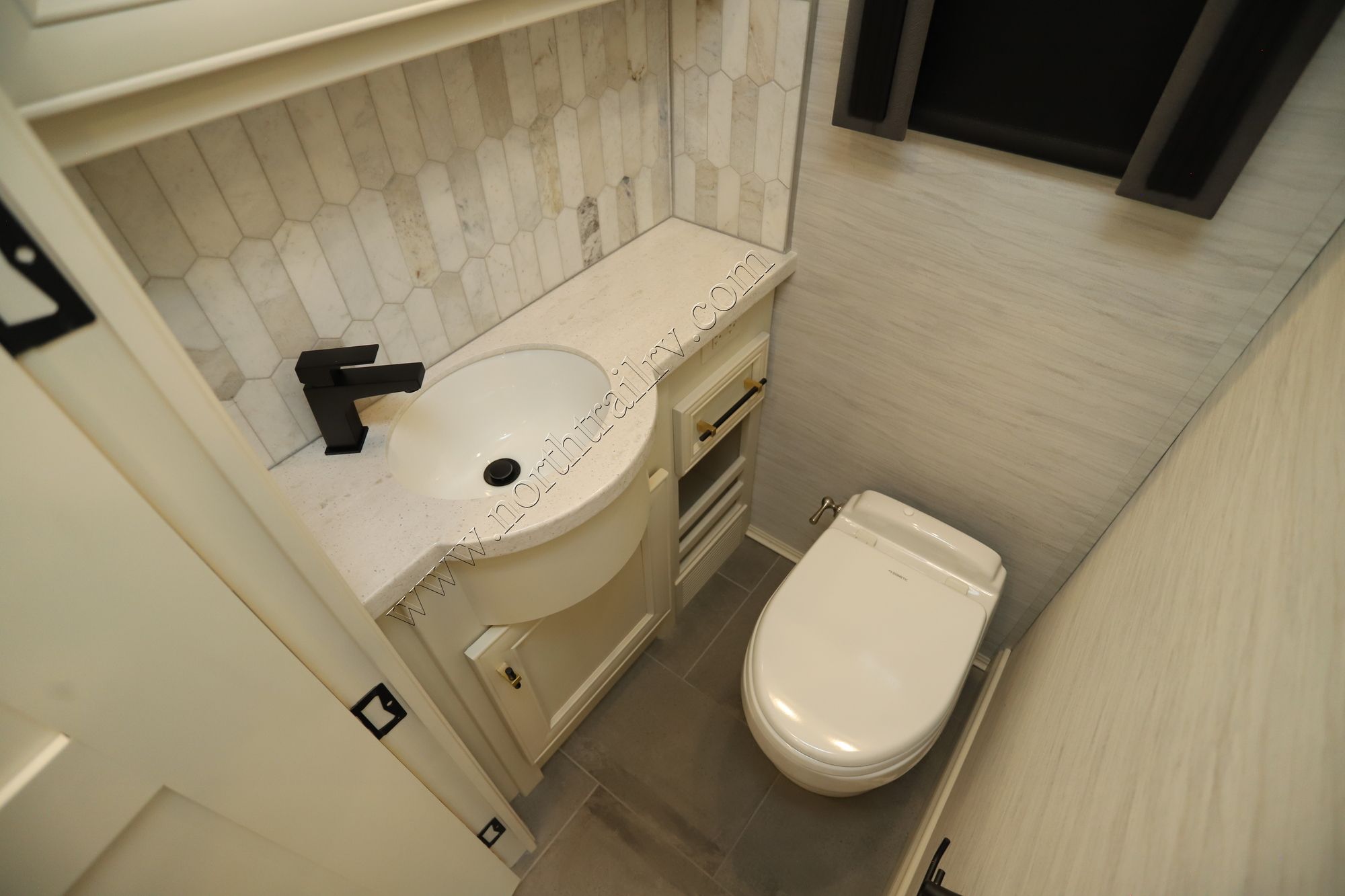 New 2026 Tiffin Motor Homes Allegro Bus 40IP Class A  For Sale