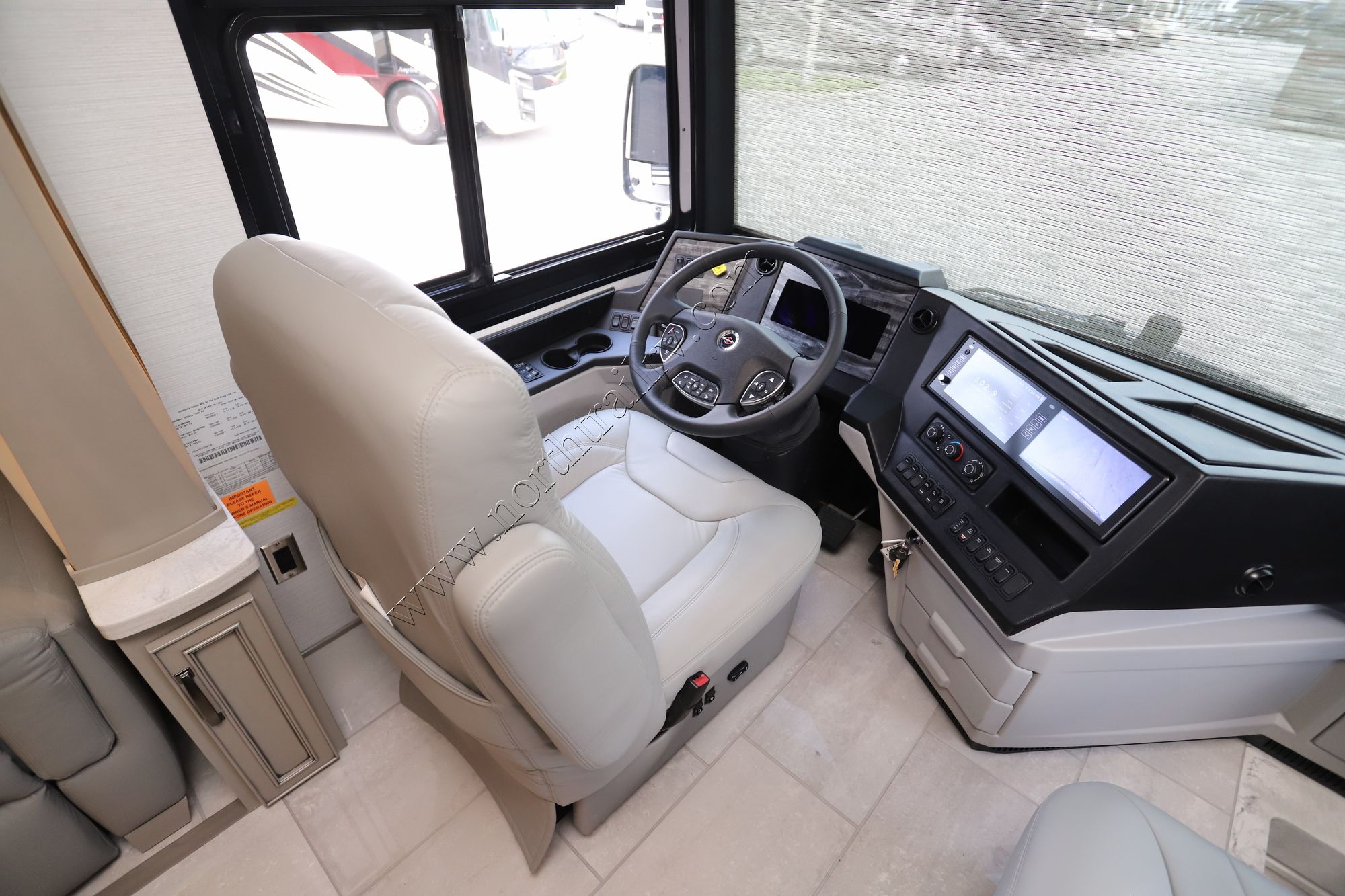 New 2026 Newmar Dutch Star 4325 Class A  For Sale
