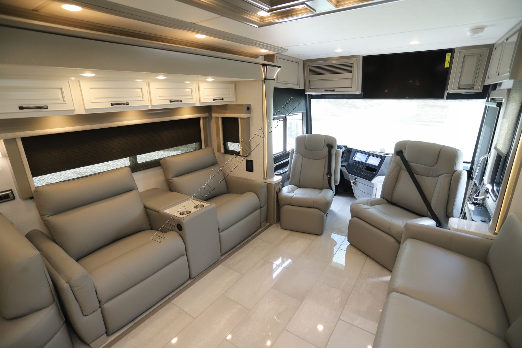 New 2026 Newmar Dutch Star 4325 Class A  For Sale