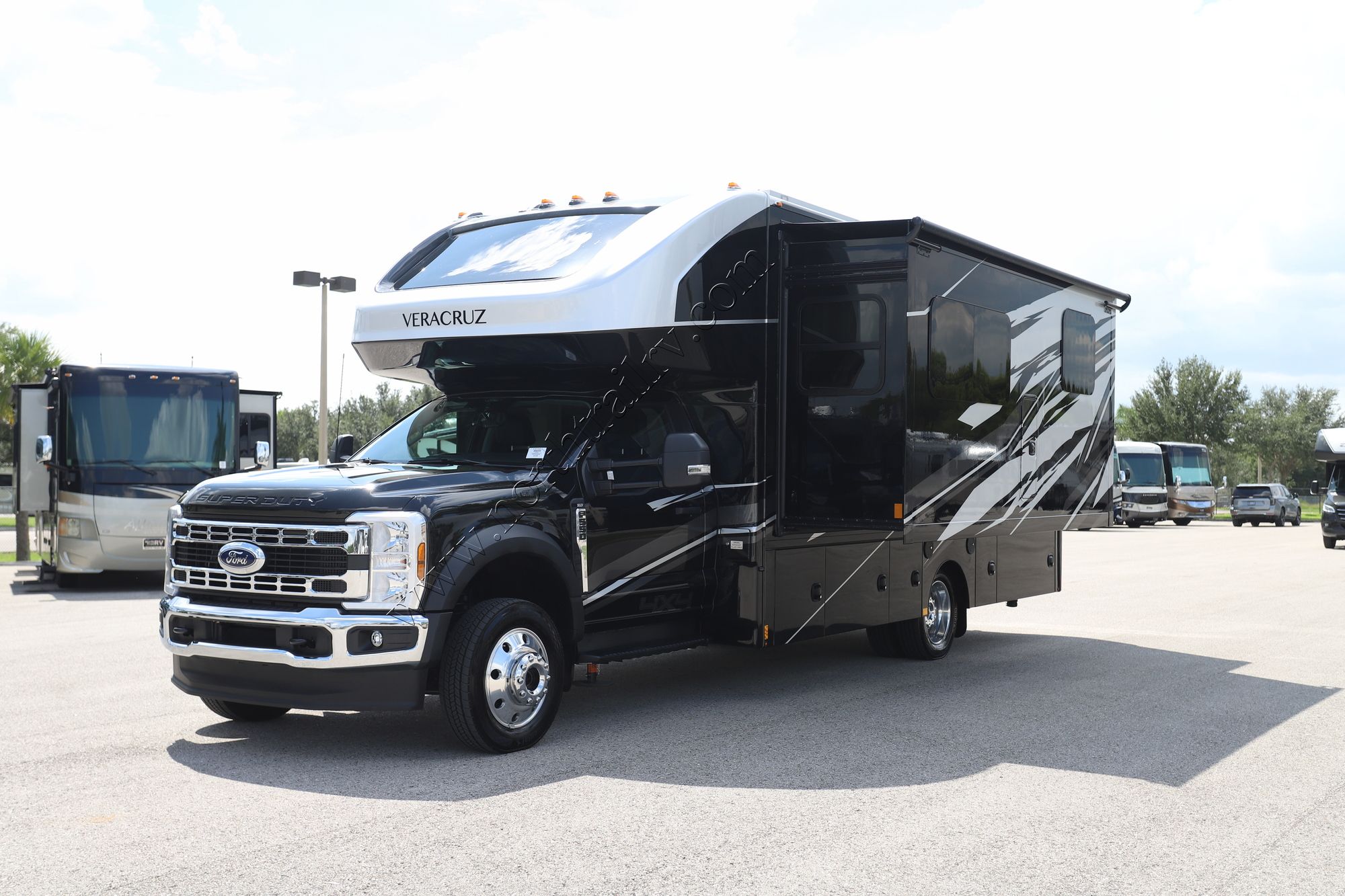New 2026 Renegade Rv Veracruz 30VRM Super C  For Sale