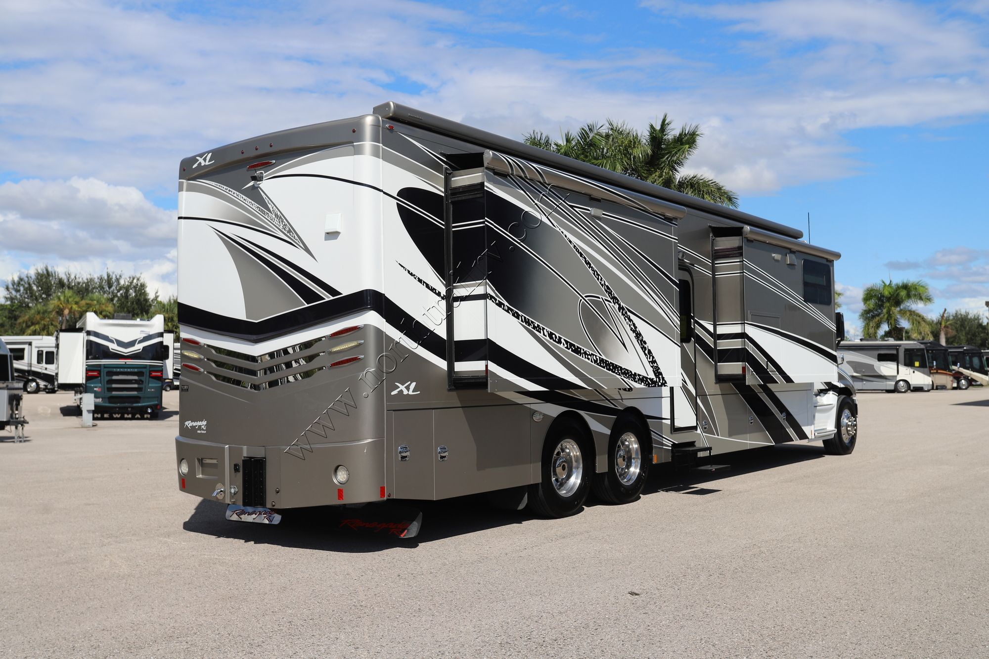 Used 2020 Renegade Rv Xl 45QS Super C  For Sale