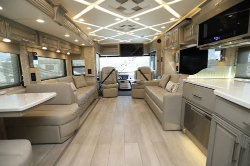 2023 Newmar Mountain Aire 4535