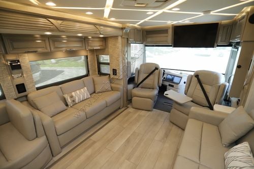 2023 Newmar Mountain Aire 4535