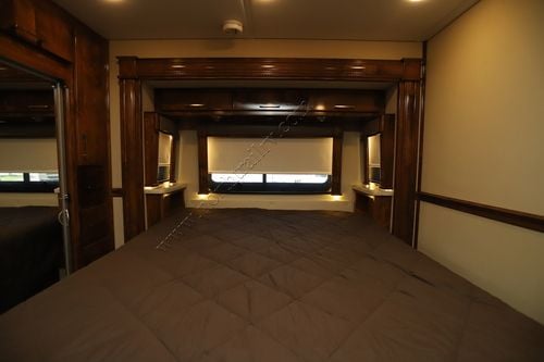 2020 Renegade Rv Xl 45QS Super C