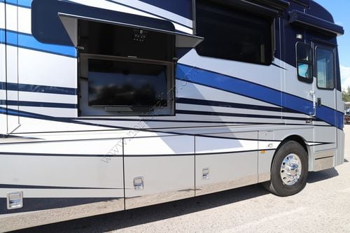 2023 Newmar Mountain Aire 4535
