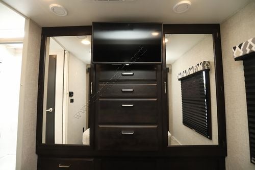 2022 Entegra Odyssey 29V