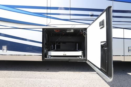 2023 Newmar Mountain Aire 4535