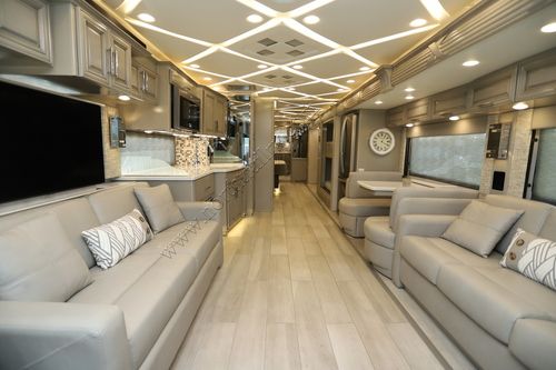 2023 Newmar Mountain Aire 4535