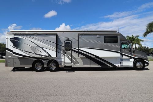 2020 Renegade Rv Xl 45QS Super C