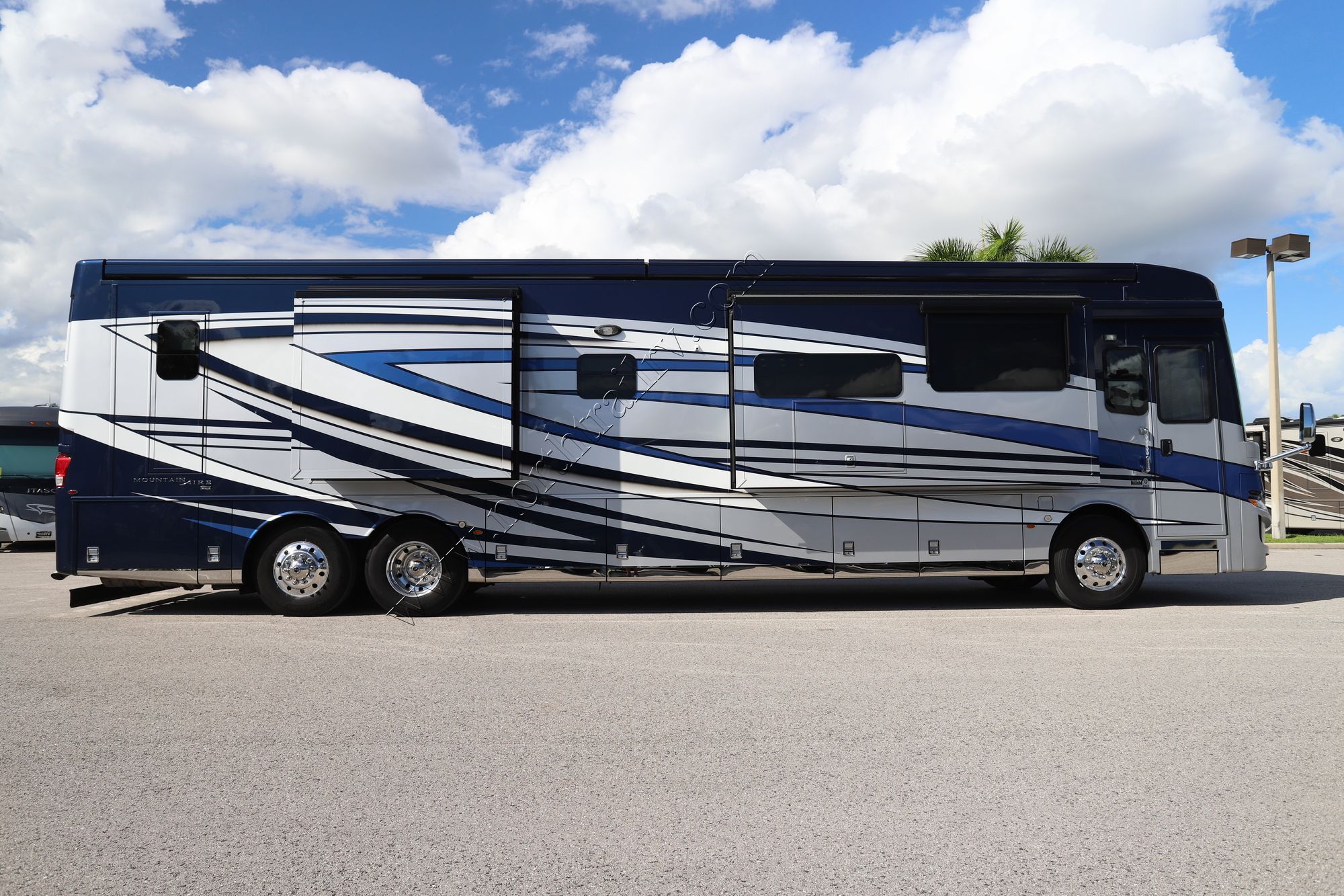 Used 2023 Newmar Mountain Aire 4535 Class A  For Sale