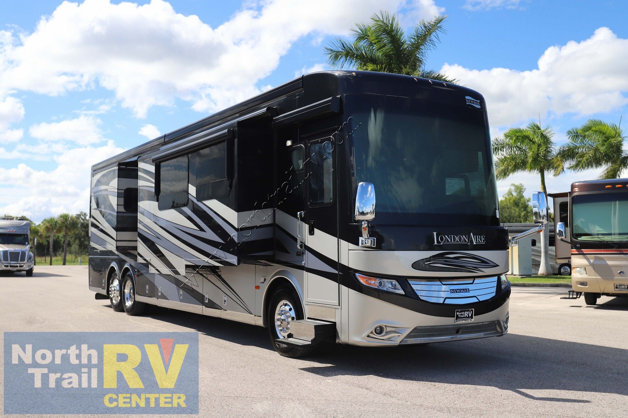 Used 2016 Newmar London Aire 4598 Class A  For Sale