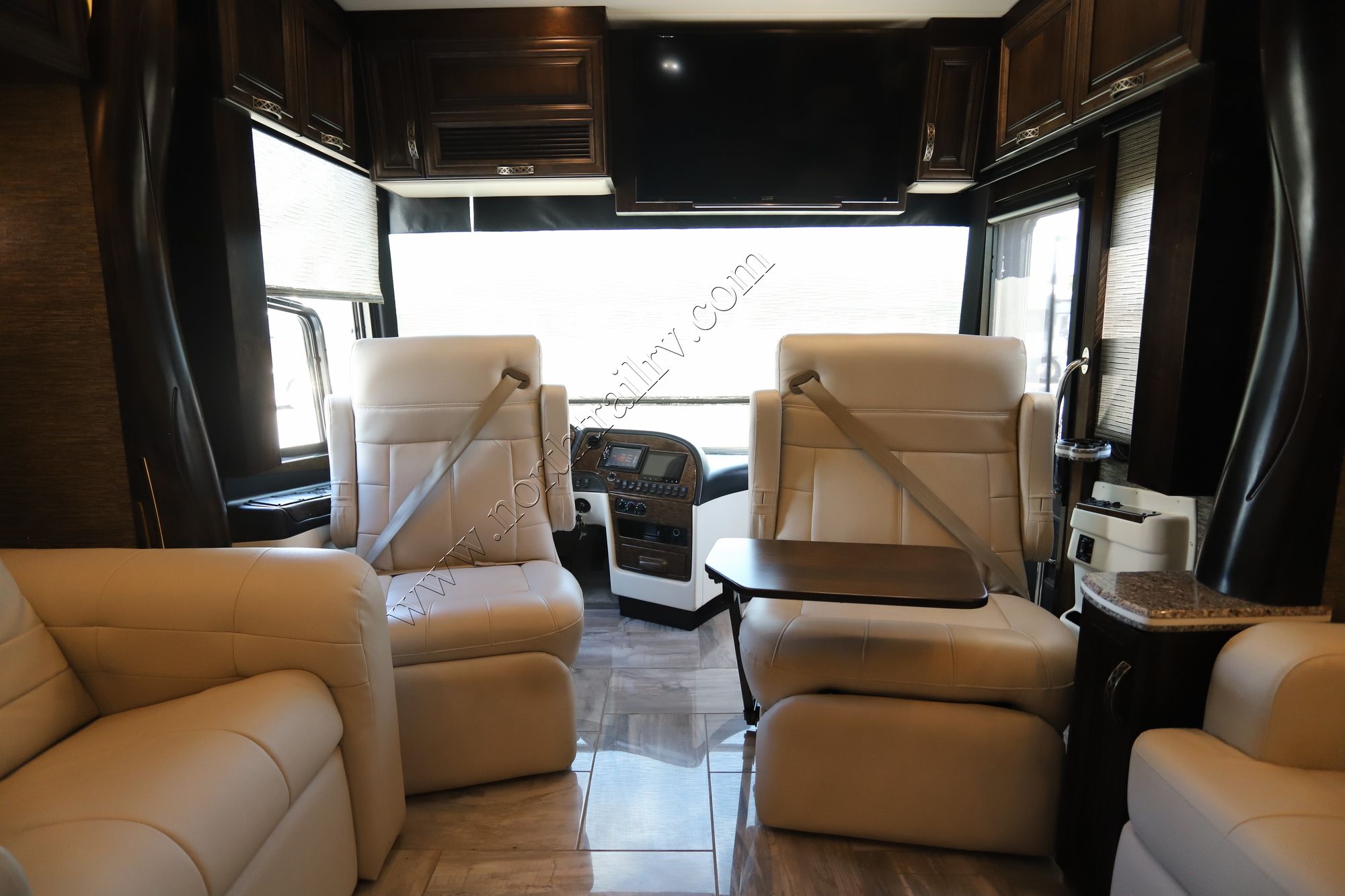 Used 2016 Newmar London Aire 4598 Class A  For Sale