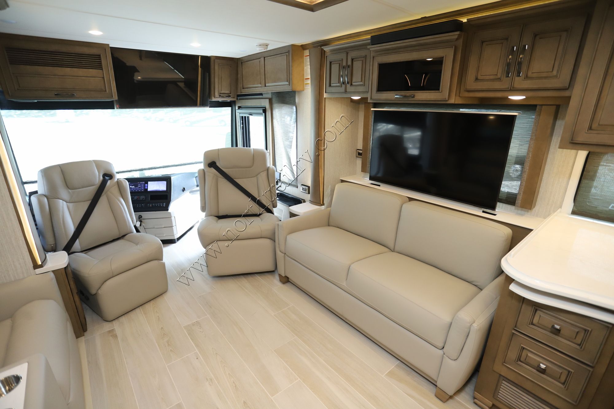 New 2026 Newmar Dutch Star 4325 Class A  For Sale