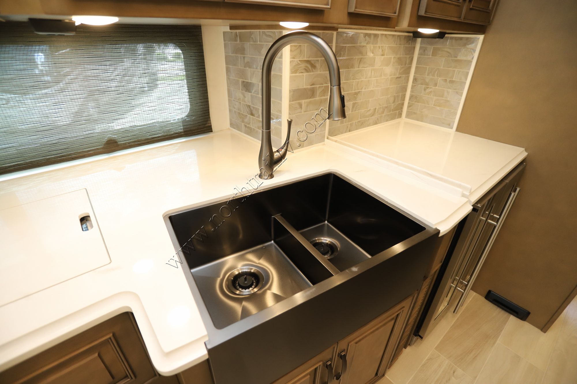 New 2026 Newmar Dutch Star 4325 Class A  For Sale