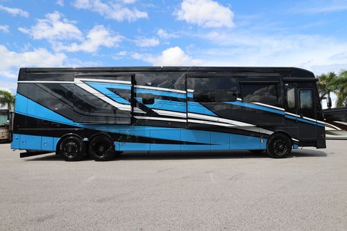 2026 Newmar Dutch Star 4325 Class A
