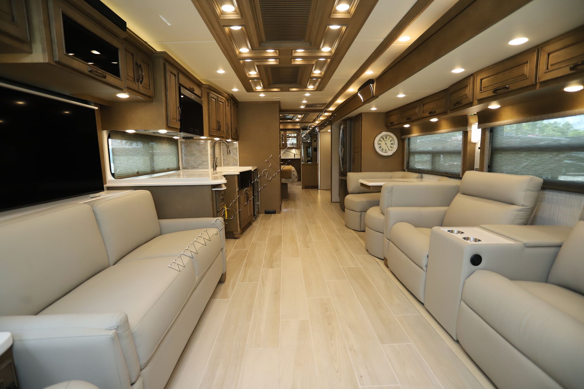 New 2026 Newmar Dutch Star 4325 Class A  For Sale