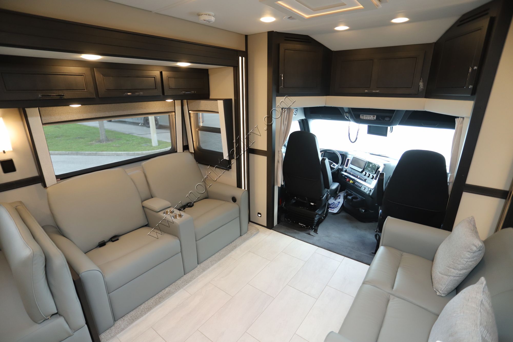 Used 2025 Renegade Rv Xl 45DBM Super C  For Sale