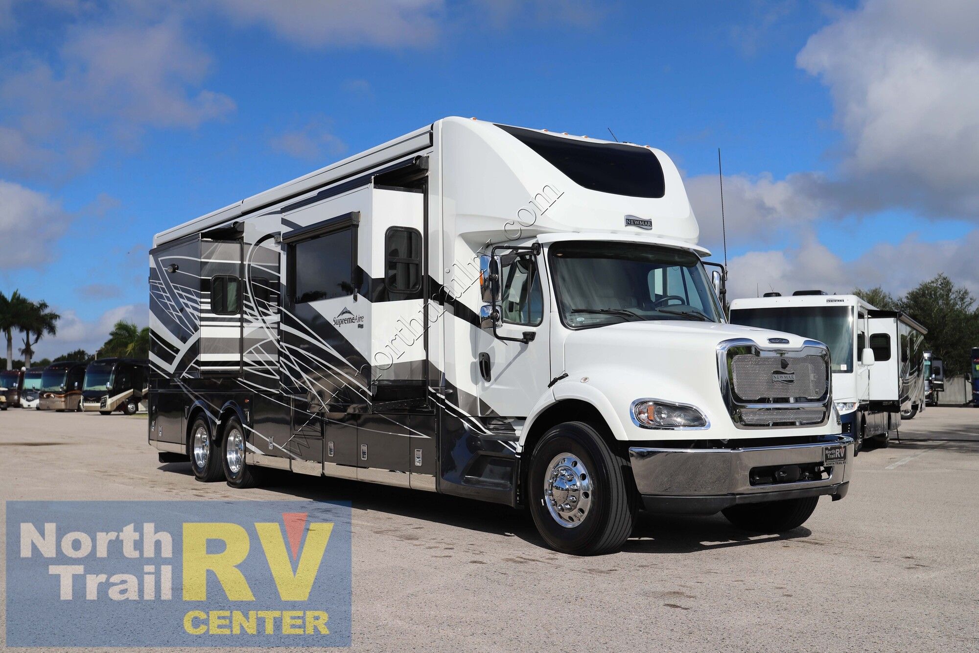 Used 2023 Newmar Supreme Aire 4051 Super C  For Sale