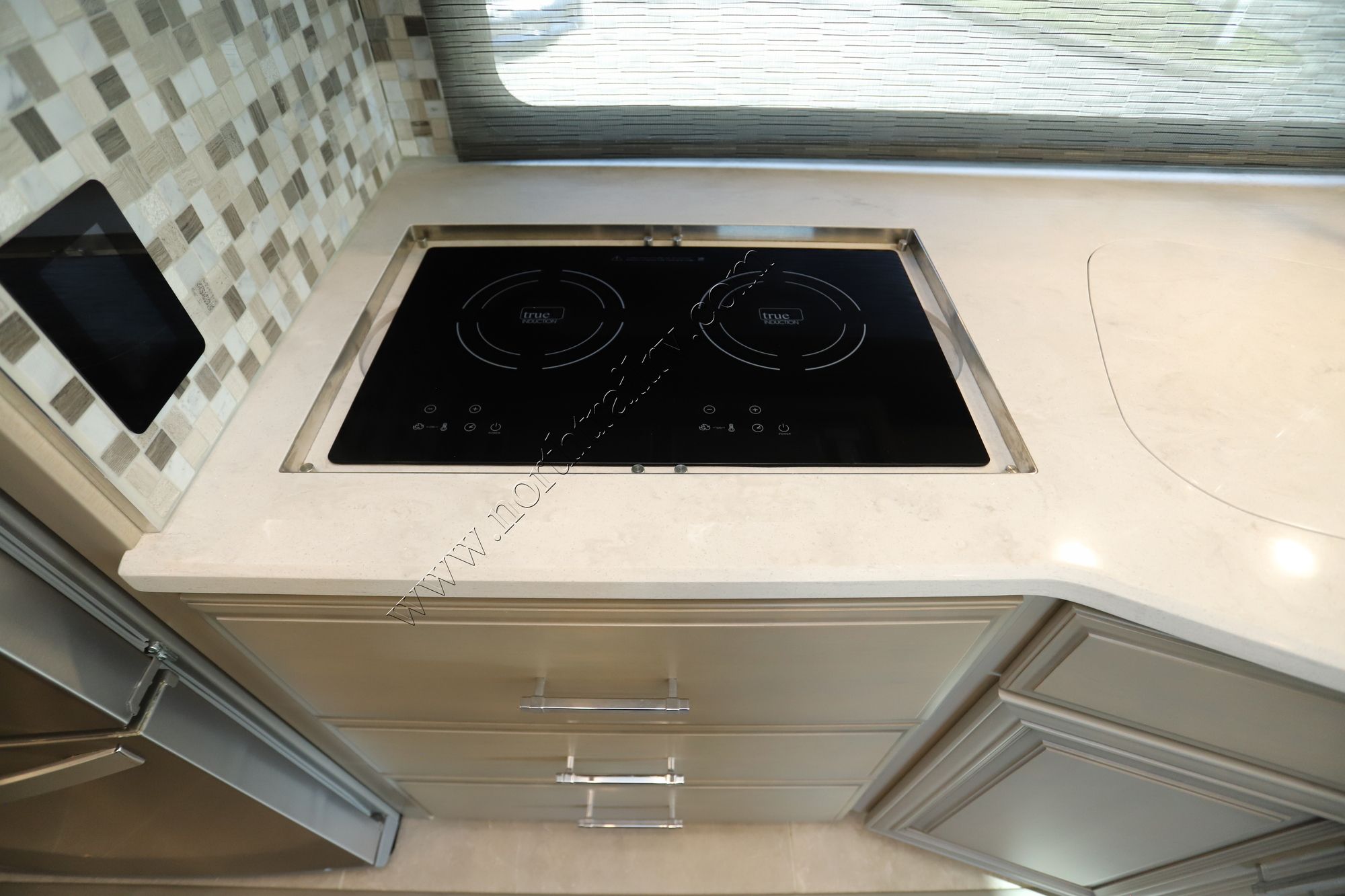 Used 2023 Newmar Supreme Aire 4051 Super C  For Sale