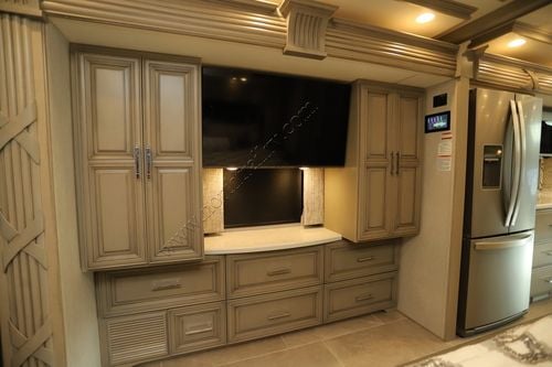 2023 Newmar Supreme Aire 4051